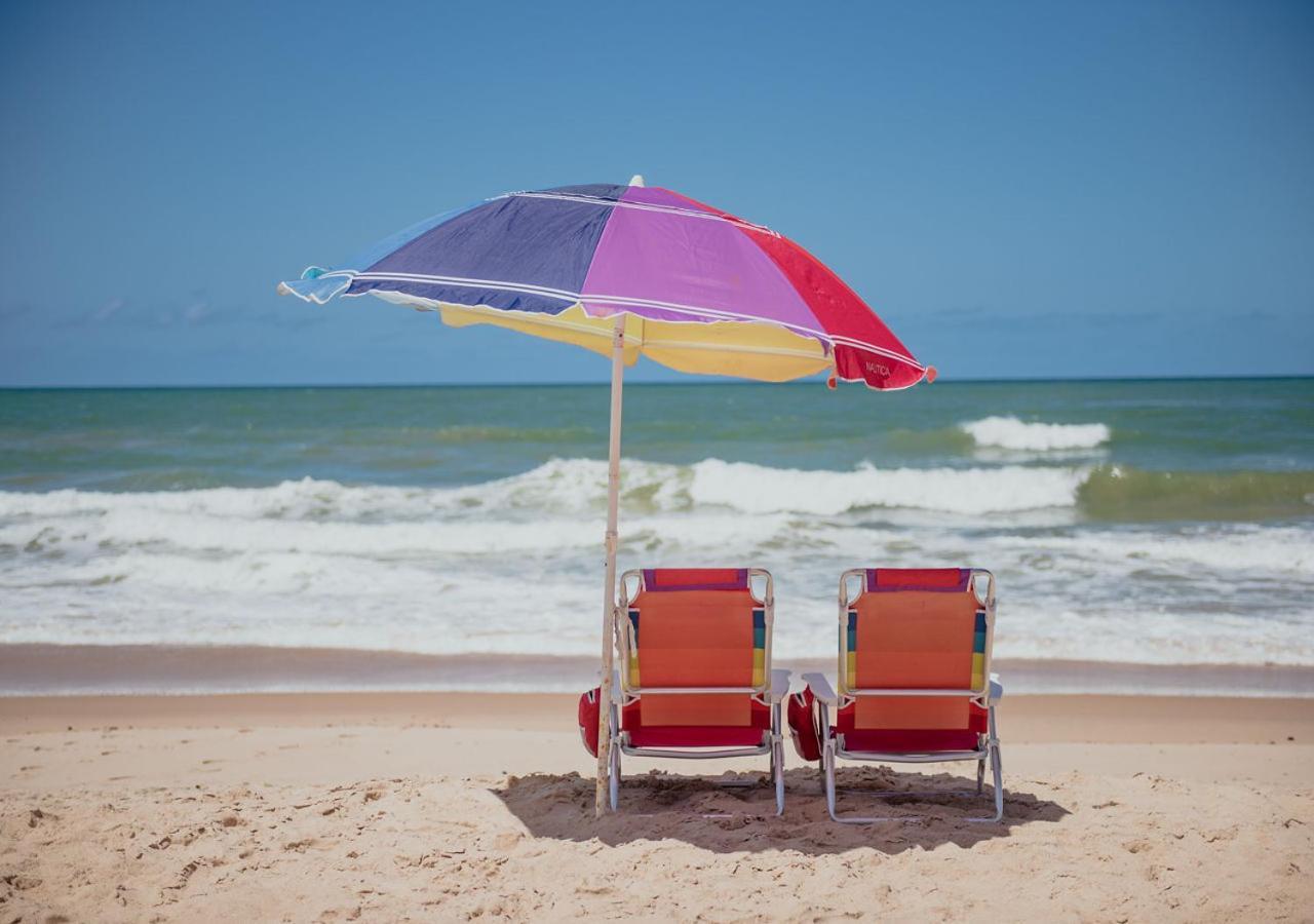Flat Guarajuba Beira Da Praia Pe Na Areia Exterior foto