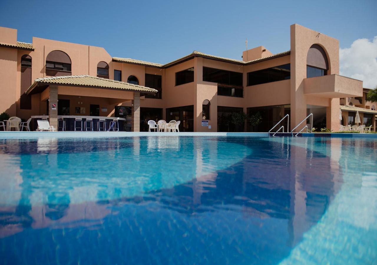 Flat Guarajuba Beira Da Praia Pe Na Areia Exterior foto